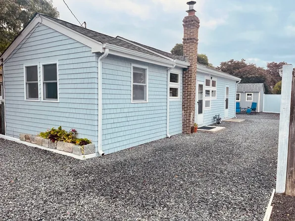 41 Cohasset Rd, Buzzards Bay, MA 02532