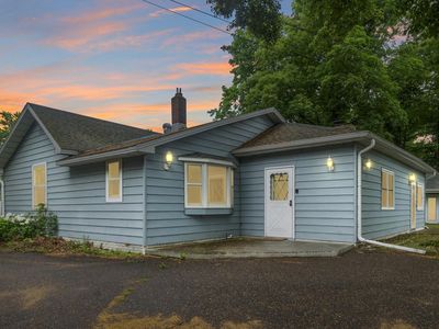 910 E Evergreen St, Isle, MN, 56342