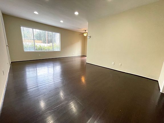 5th image of 1208 N Olive Dr #212