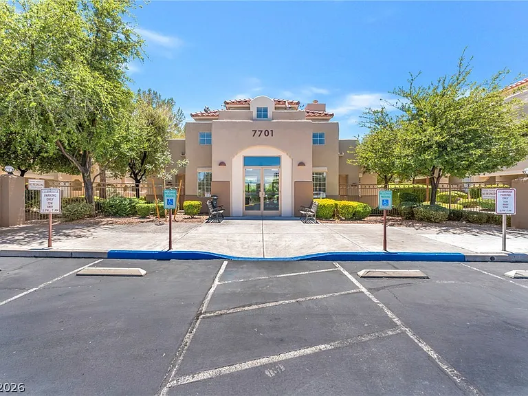 1901 Rio Canyon Ct #102 — Photo 22