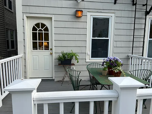181 Charles St Photo 1