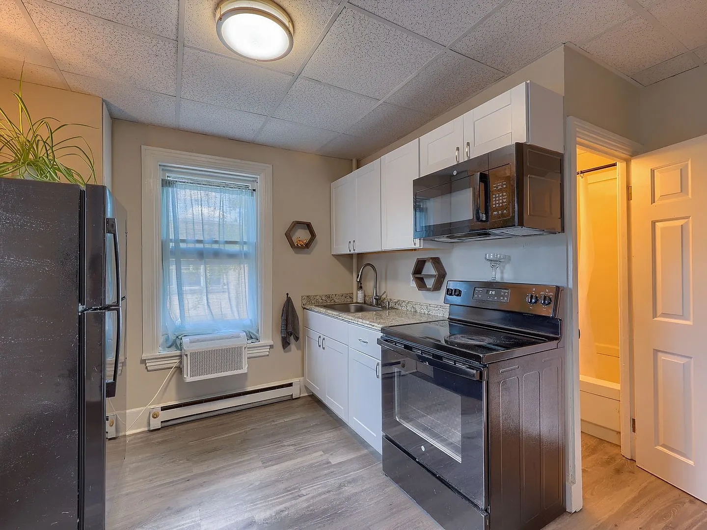 206 Hamilton Street — Photo 2