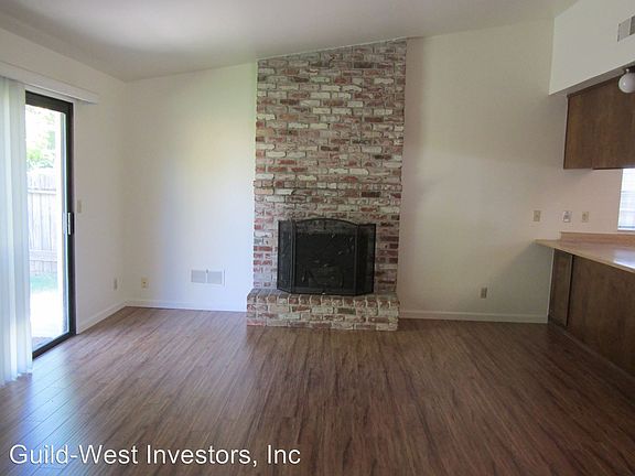 5th image of 1214 Crescendo Dr