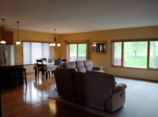 3362 Kosec Dr, Red Wing, MN 55066