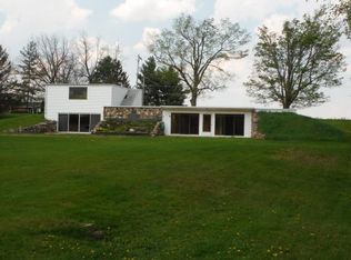 2414 V Dr S, Athens, MI 49011