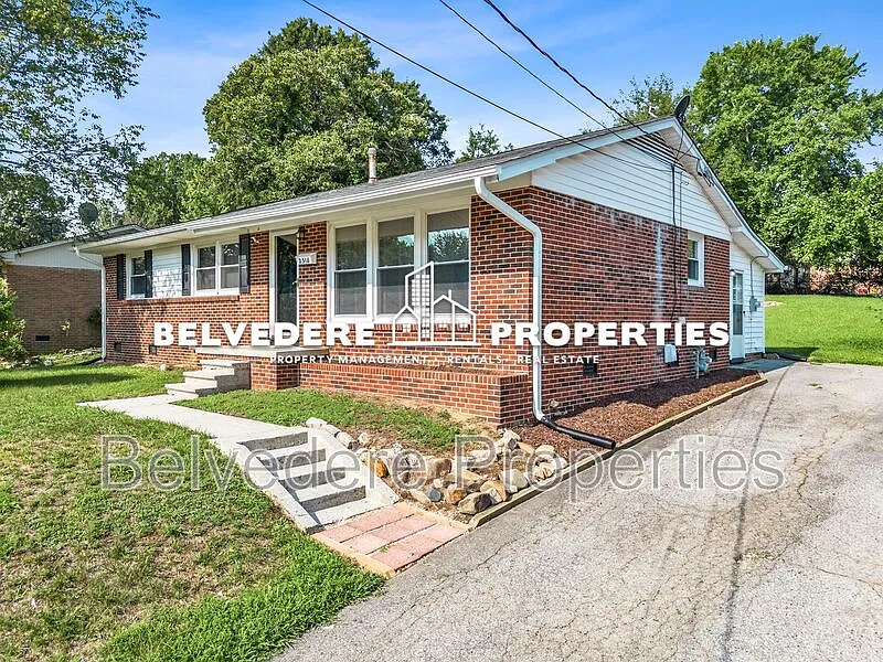 3 bed, 2.0 bath, 1200 sqft, $1,500 — Photo 2