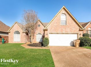 4566 Tulip Bend Dr, Memphis, TN 38135