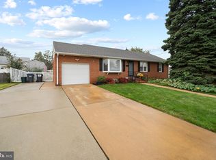 15 W Conrad Dr, Wilmington, DE 19804
