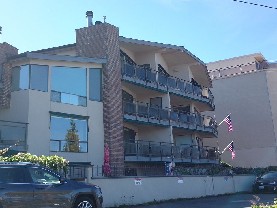 1st image of 2728 Fairview Ave E APT 103