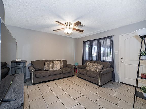 5th image of 3168 W 31st Ln