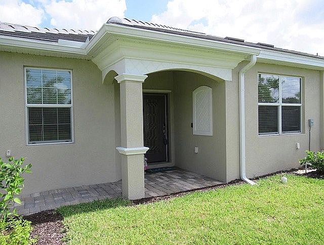 1st image of 4128 Bisque Ln