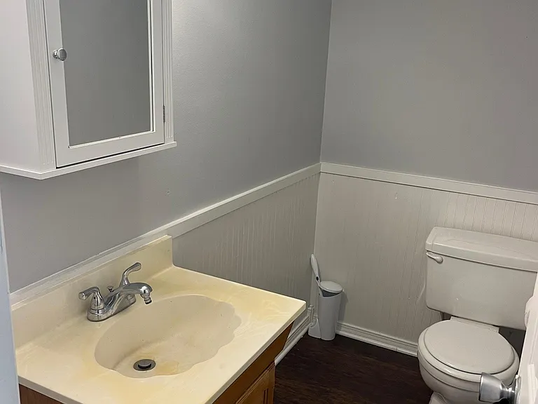 2300 Twelve Oaks Dr #B3 — Photo 1
