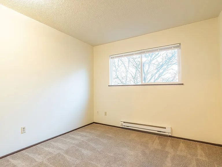 2232 SE Pine St — Photo 19