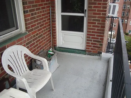 Sold by Benjamin Realty Since 1980 | media 47