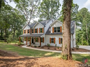 79 Parkview Dr, Commerce, GA 30529