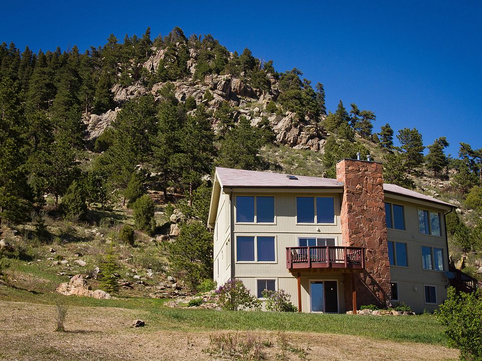 Gorgeous Mtn setting