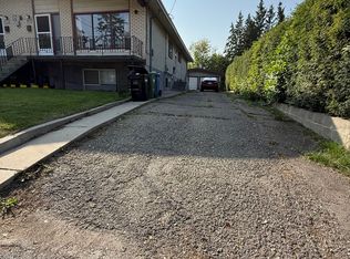 413 28th Ave NE, Calgary, AB T2E2B6