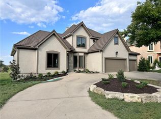 12102 W 129th Ter, Overland Park, KS 66213