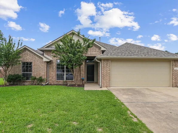 5818 Thompson Pl, Tyler, TX 75707