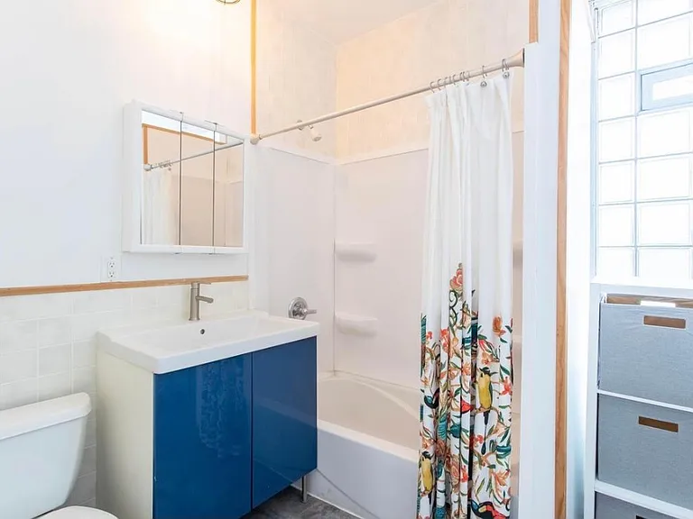 918 W 26th St #2 — Photo 14