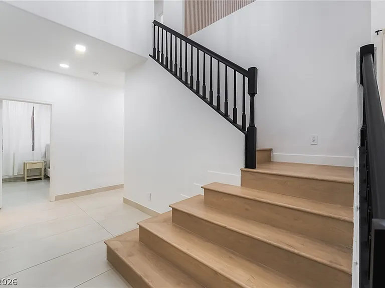 8253 Ruby Mountain Way — Photo 16