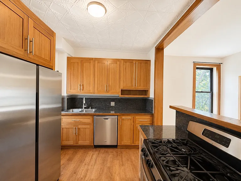 1183 Jefferson Ave #2 — Photo 13