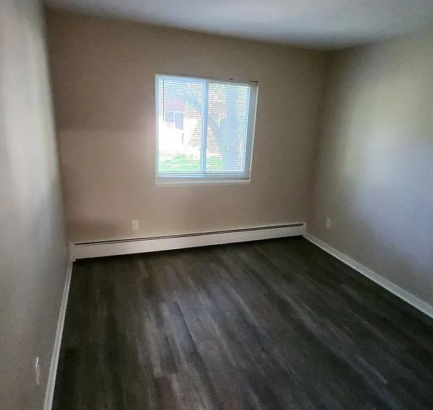 2110 Allen Blvd — Photo 15
