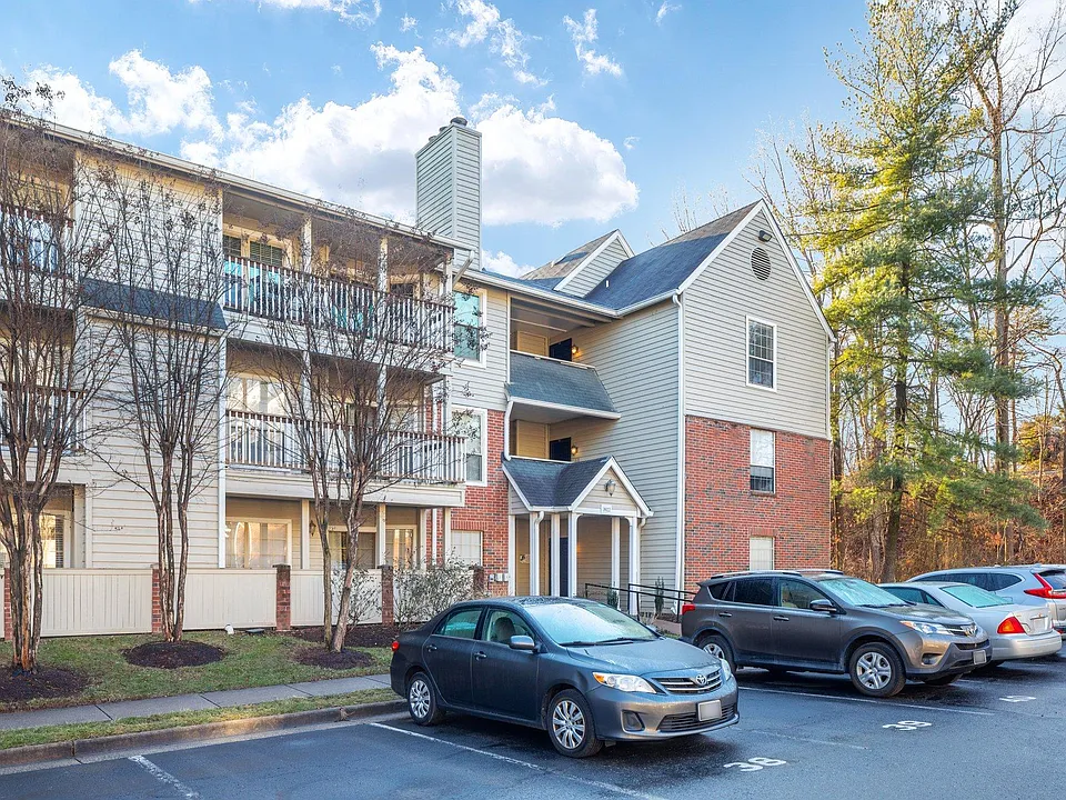 3922 Penderview Dr #338