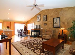 3265 Rebel Dr, Sun Prairie, WI 53590