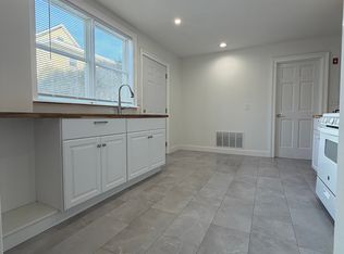 38 Orchard Pl, Poughkeepsie, NY 12601