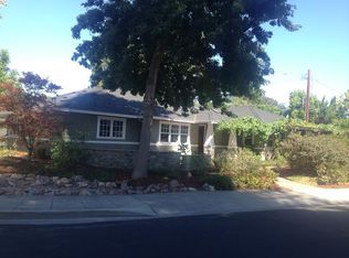 1563 Walnut Dr, Palo Alto, CA 94303