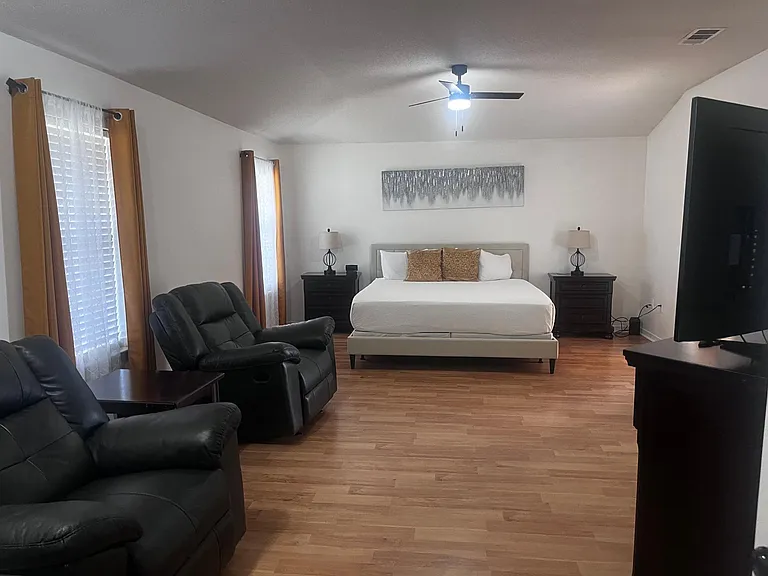 Master Bedroom with sitting area