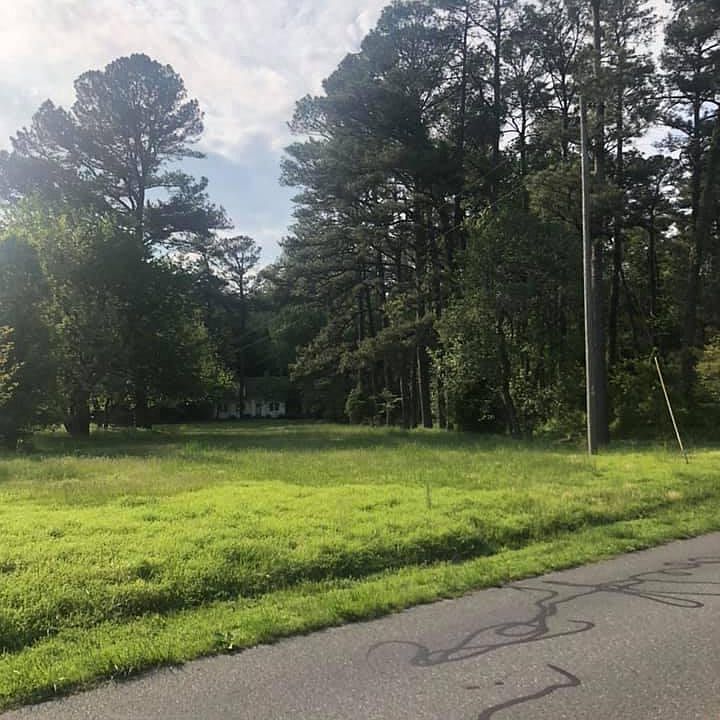 2nd image of 26318 Firetower Rd