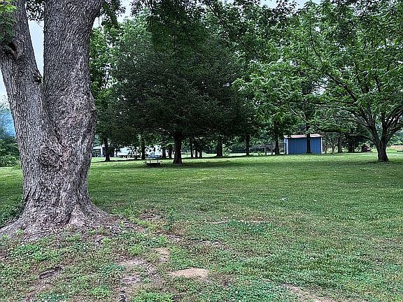 4th image of 67 Scouts Rd