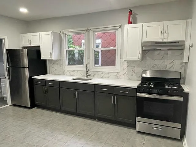 269 Lake St #1 — Photo 4