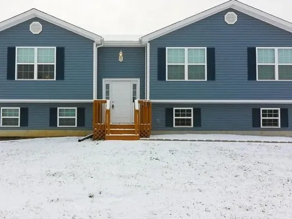 18 Evergreen Ct, Vine Grove, KY 40175