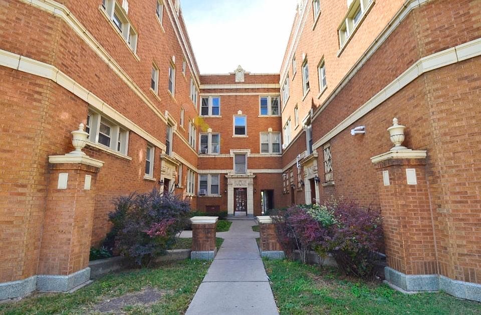 1st image of 2206 S 61st Ct APT 306