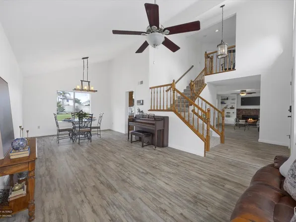 601 Las Arenas Ct, Bakersfield, CA 93314