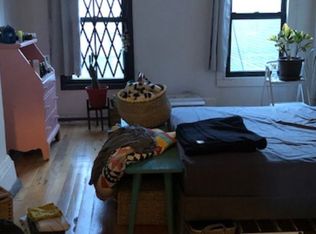 72 Scholes St APT 2R, Brooklyn, NY 11206