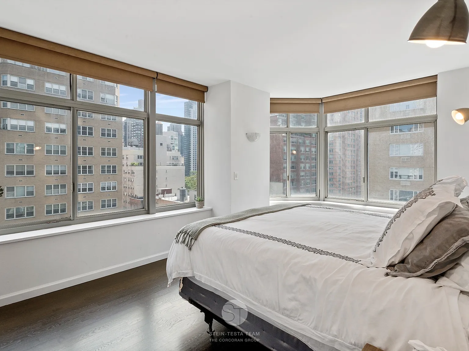 188 East 64th Street — Photo 3