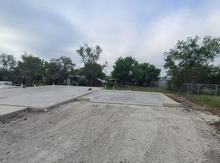 140 Dian Dr, Harper, TX 78631