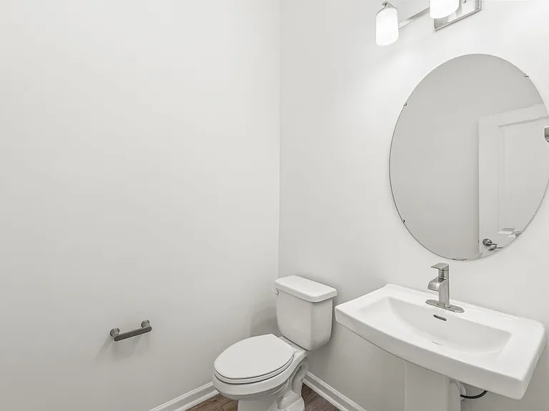 5807 Clear Creek Ln — Photo 15