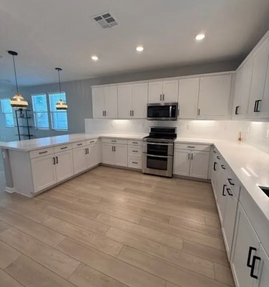 782 Daniel Freeman Cir — Photo 2