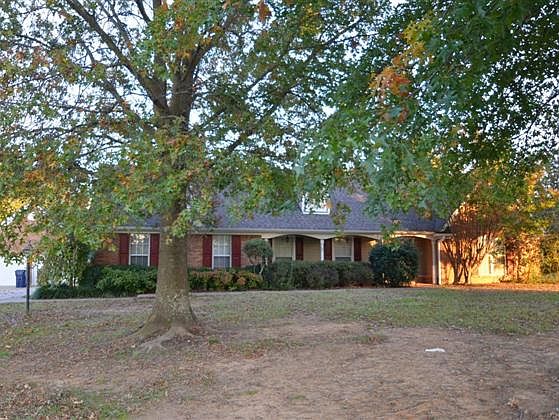 1st image of 6490 Nellwood Dr