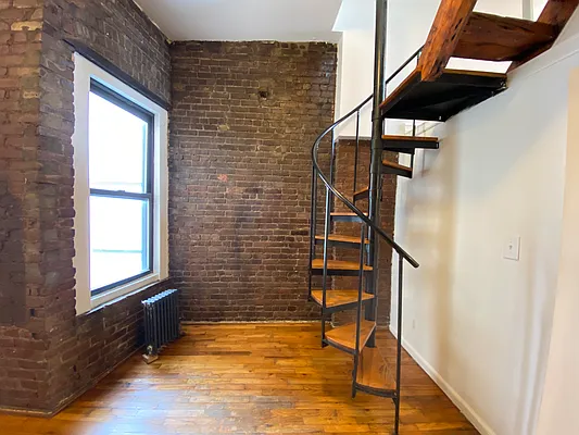 Rented by The Downtown LLC | media 27