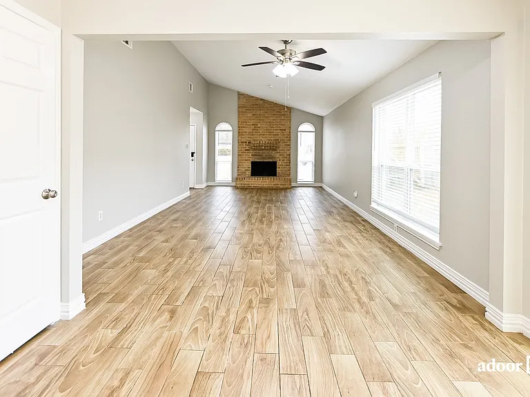 12519 Drifting Winds Dr — Photo 7