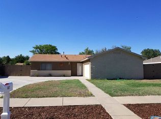 607 Swinging Spear Rd, Roswell, NM 88201