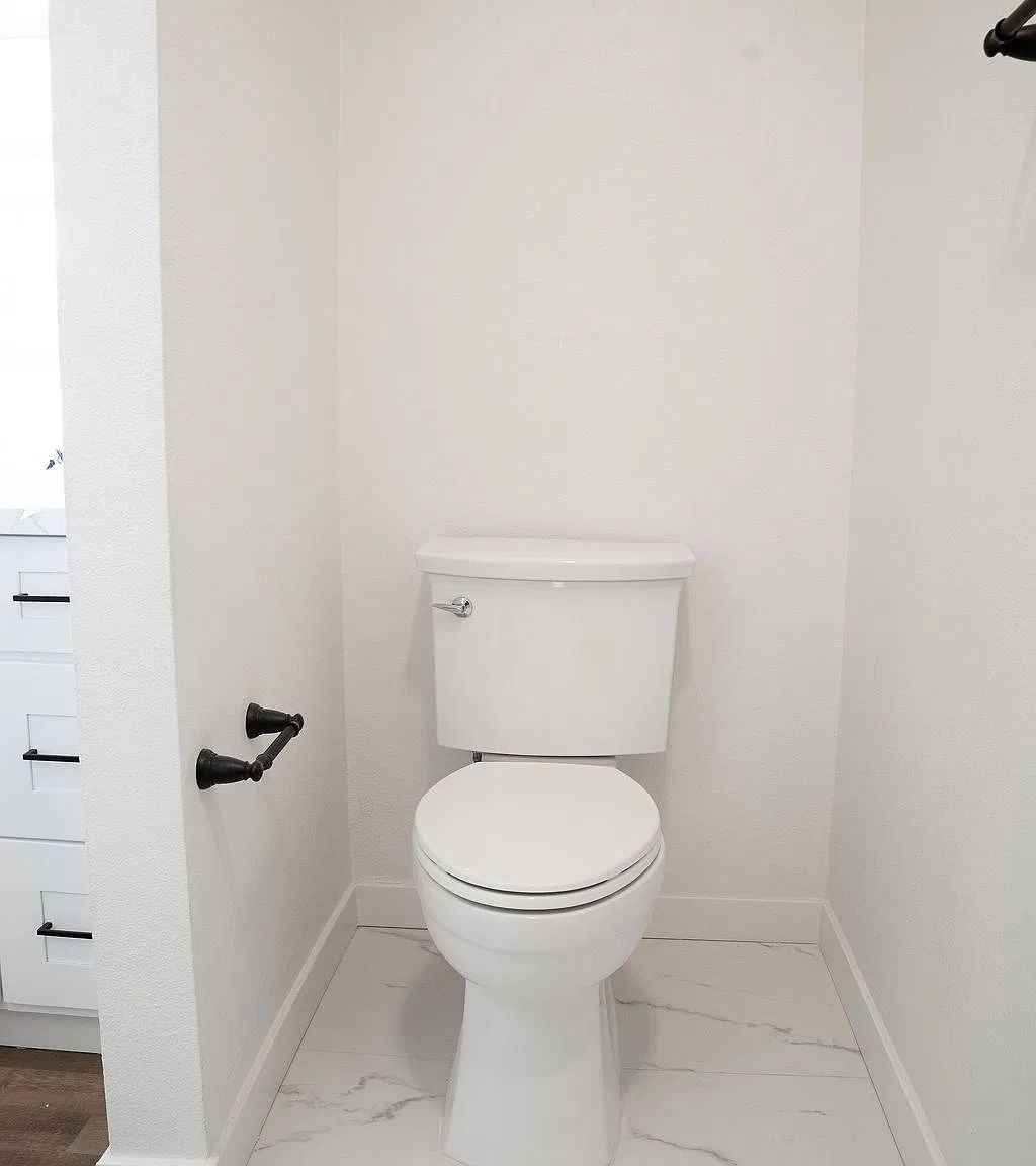 2 bed, 800 sqft, $2,450 — Photo 4