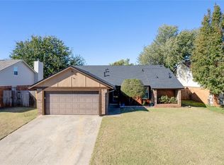 409 Country Side Trl, Edmond, OK 73012
