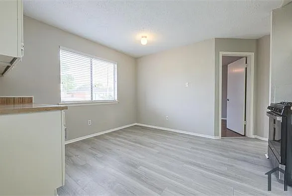 20135 Telegraph Square Ln — Photo 4